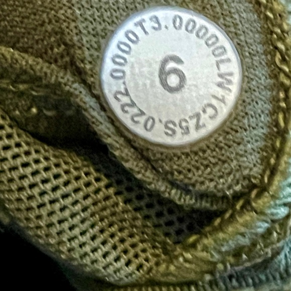 Lululemon InStill Tank Top - Picture 5 of 5